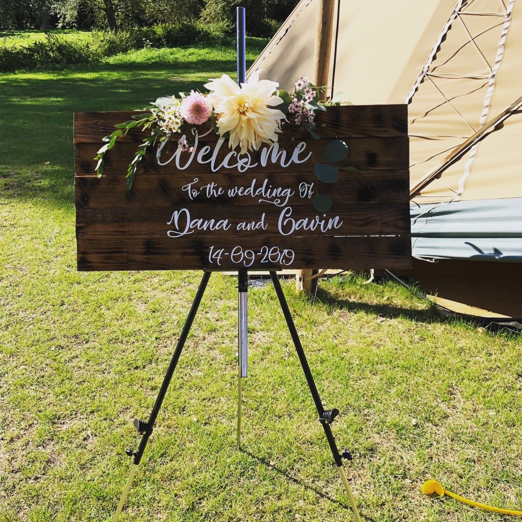 Pinterest made me do it! The welcome sign of my dreams and how I made&nbsp;it!