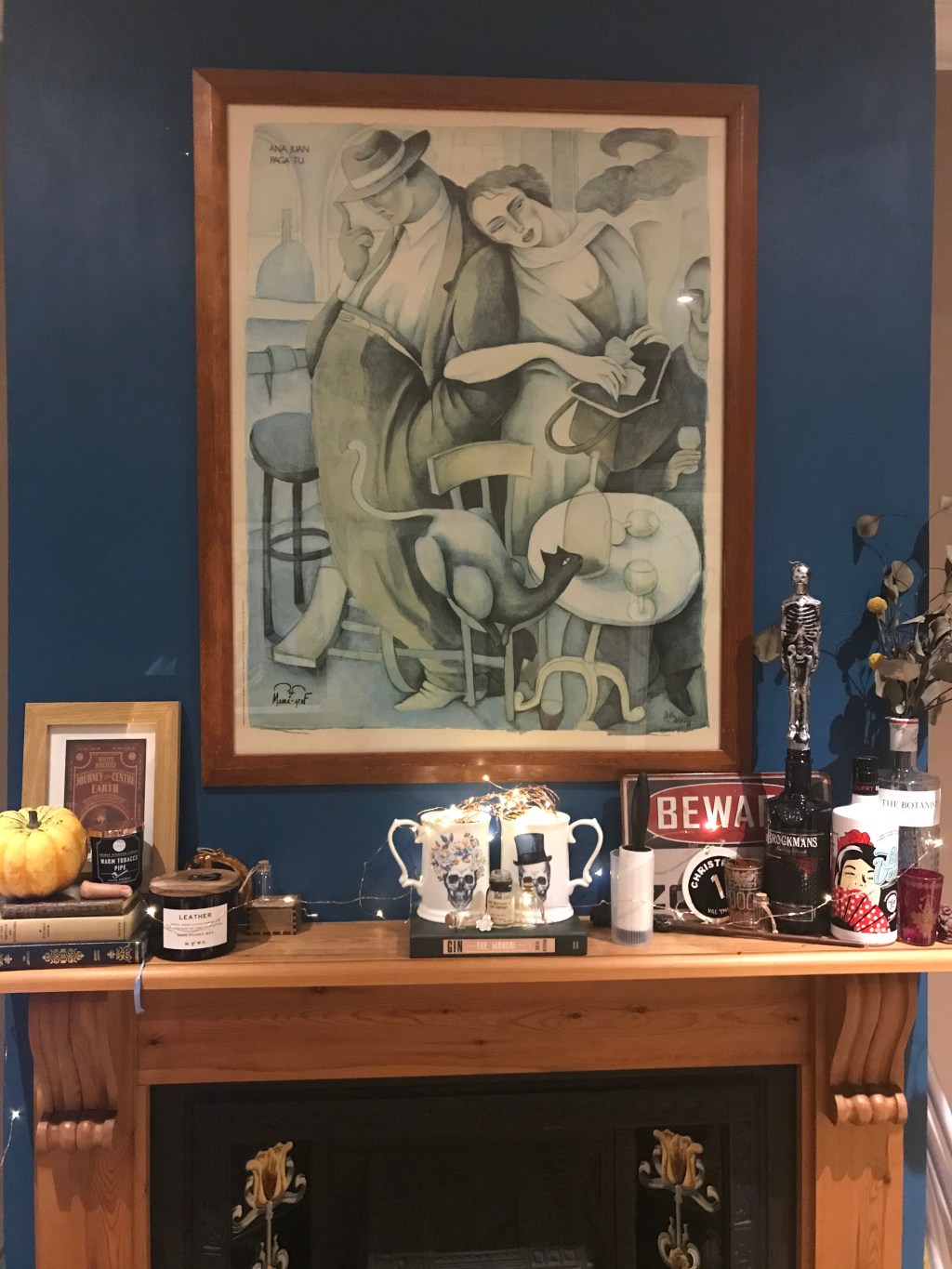 Decorating for Halloween a house filled with&nbsp;pumpkins!