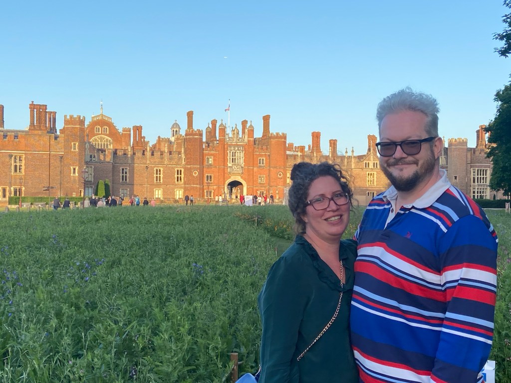 Moment in Time: Elbow at Hampton Court&nbsp;Palace